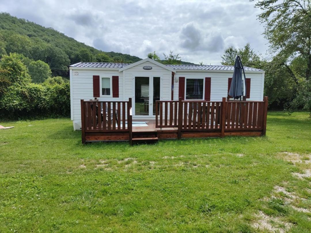 Les Chalets Salineens Salies-du-Salat Exterior foto